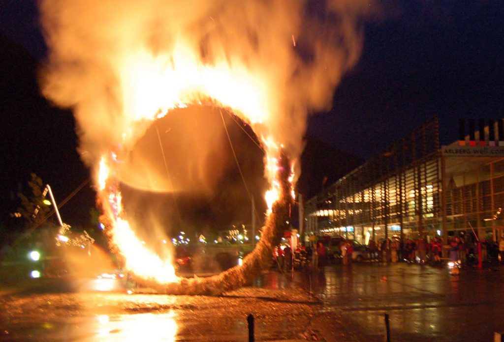 Feuerskulptur, Reinhold Neururer, Helene Keller, Daniel Kocher, 2006